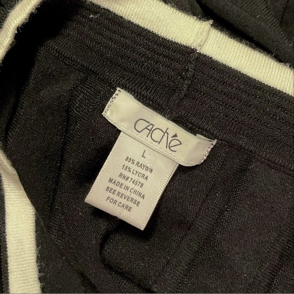 Cache Black Top - Picture 3 of 3